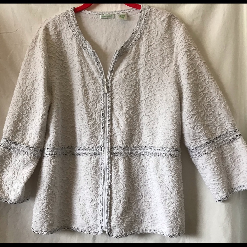 Zip up sweater/ jacket